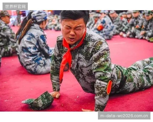 新帅拉穆奇的战术体系要求球员在特定区域犯规,这对场上队员的执行力和纪律性是极大挑战。 新帅拉穆奇的战术体系要求球员在特定区域犯规,这对场上队员的执行力和纪律性是极大挑战。